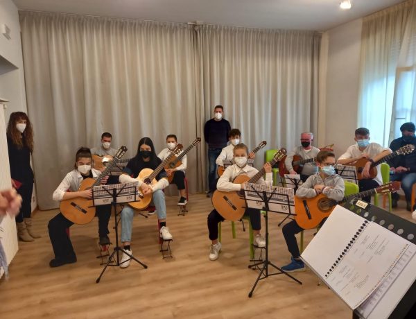 PIZZICHI DI PRIMAVERA – I° INCONTRO CHITARRISTICO